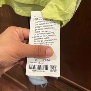 Neón green brand new lululemon tank size medium